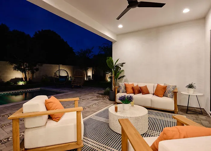 Ferienhaus Breeze - Sparkling Pool - Mins To Old Town